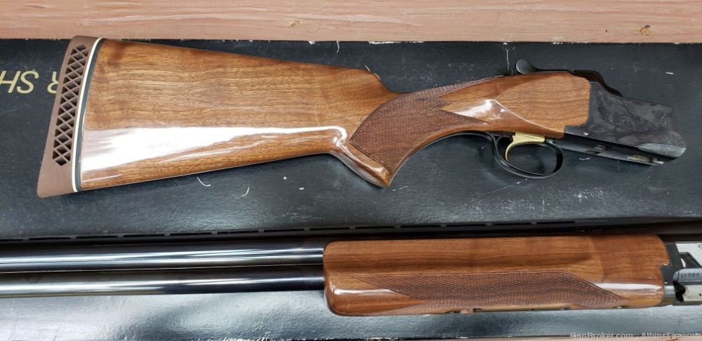 Browning Citori O/U Shotgun, 12 G, 3" Shells, 26" Bbls, 1980, Matching Box-img-9