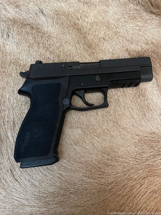 Sig Sauer, P220,Double Action/Single Action, Preowned-img-2