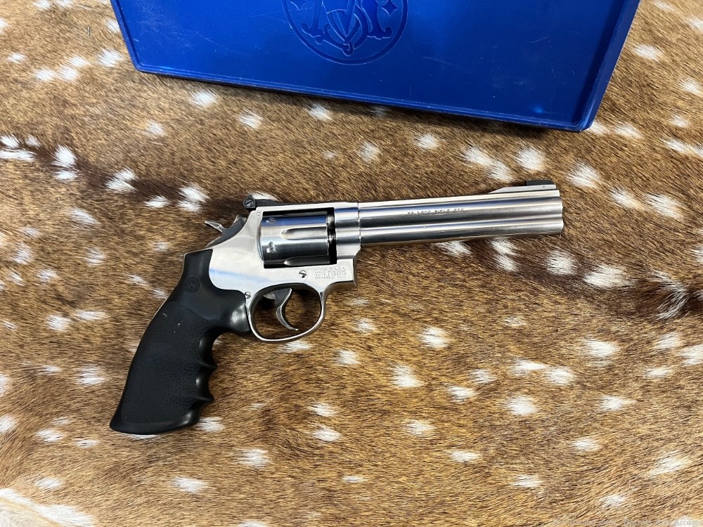 Smith and Wesson 617 original 6 shot revolver stainless excellent condition-img-13