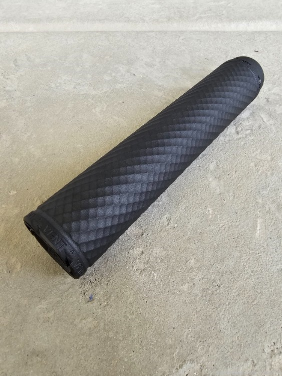 LIKE NEW PTR Vent 2 9mm Suppressor, 1/2"x28mm DT & Booster-img-1