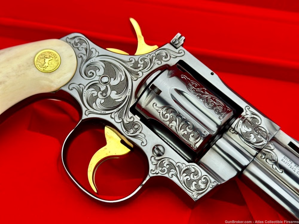 UNBELIEVABLE 1970 Colt Python 2 1/2" *MASTER ENGRAVED & GIRAFFE BONE GRIPS*-img-8