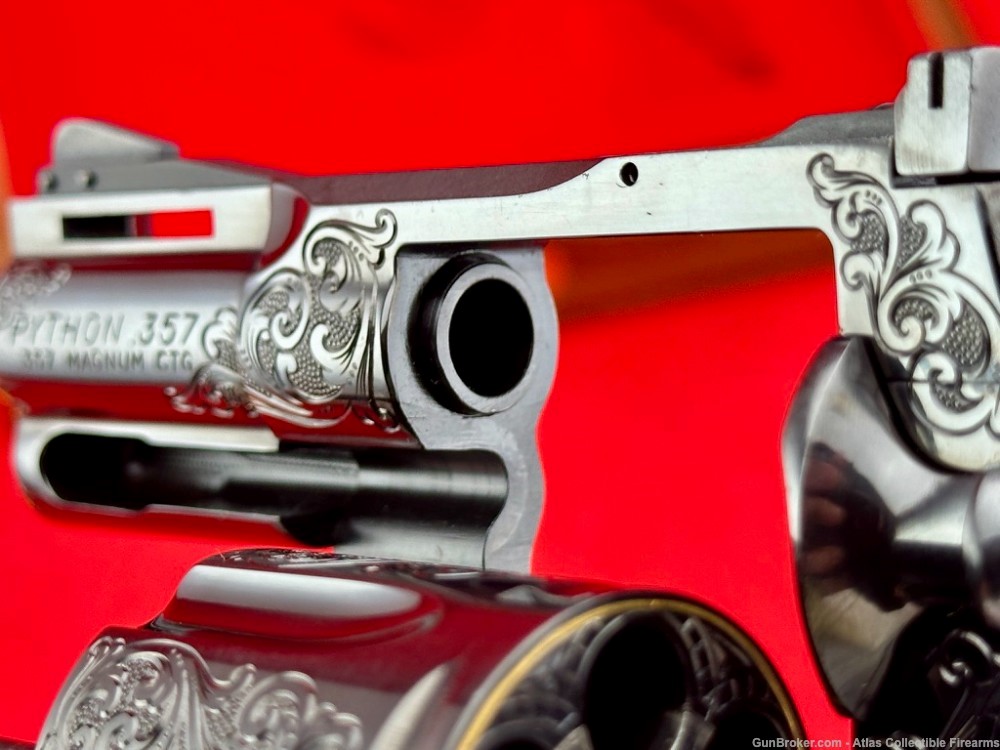UNBELIEVABLE 1970 Colt Python 2 1/2" *MASTER ENGRAVED & GIRAFFE BONE GRIPS*-img-22