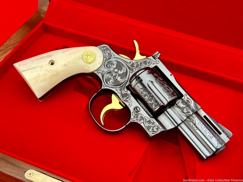 UNBELIEVABLE 1970 Colt Python 2 1/2" *MASTER ENGRAVED & GIRAFFE BONE GRIPS*-img-6