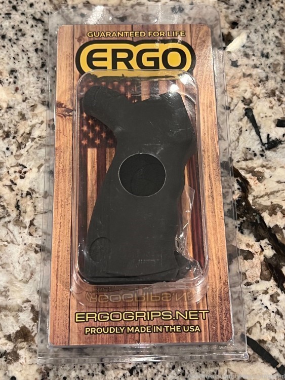 ERGO 4011-BK Pistol Grip *NEW* AR-15 AR-10-img-0