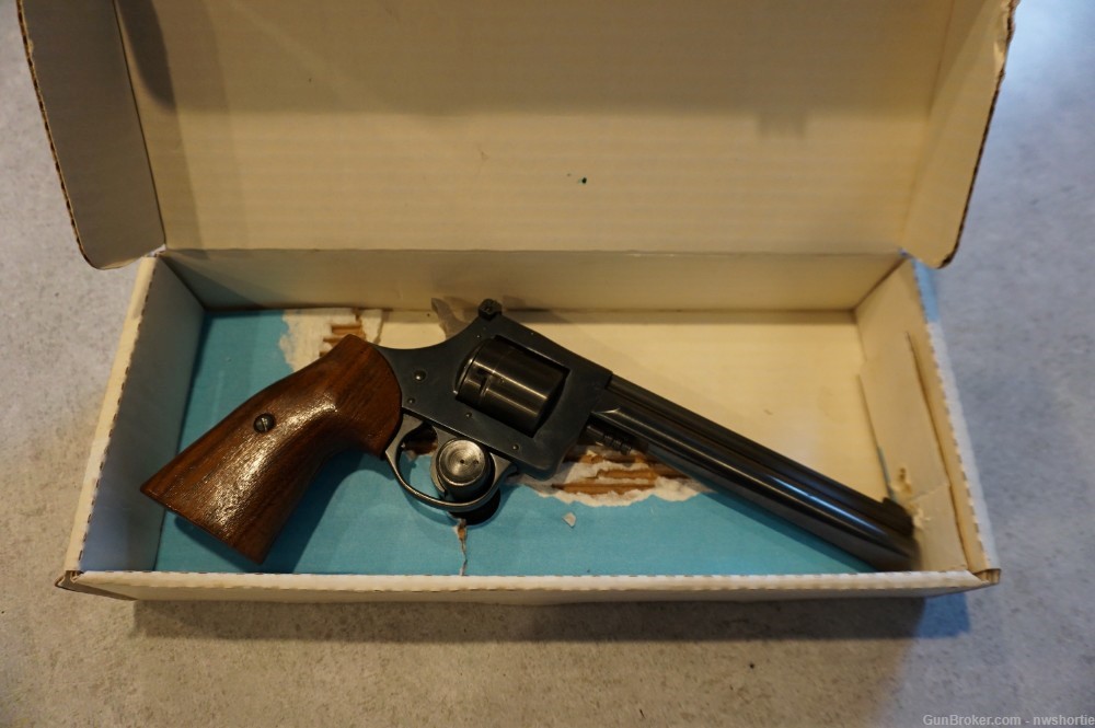 Harrington and Richardson 32 H&R Magnum 504 6 inch HB Target-img-0