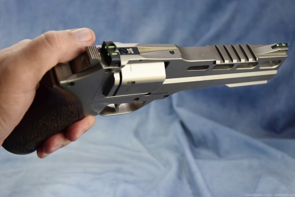 Chiappa Rhino 60DS .357 magnum .38sp  6" barrel Futuristic DA/SA Revolver-img-7