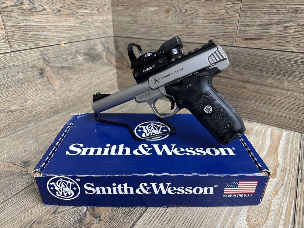 Used Smith & Wesson SW22 Victory .22LR w/ Red Dot-img-3