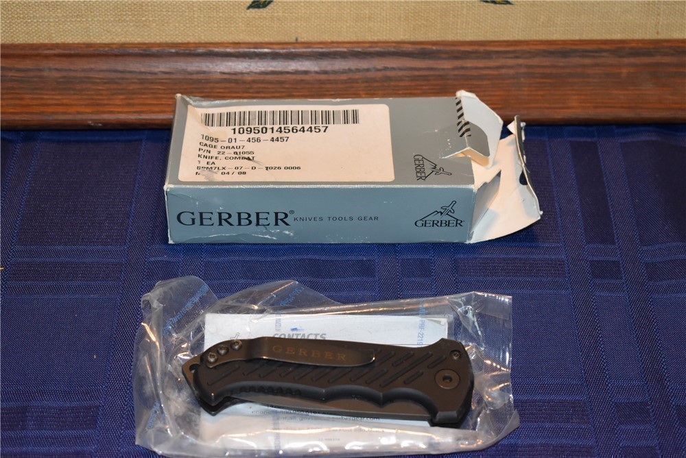 NEW Gerber Combat Automatic Knife-img-0