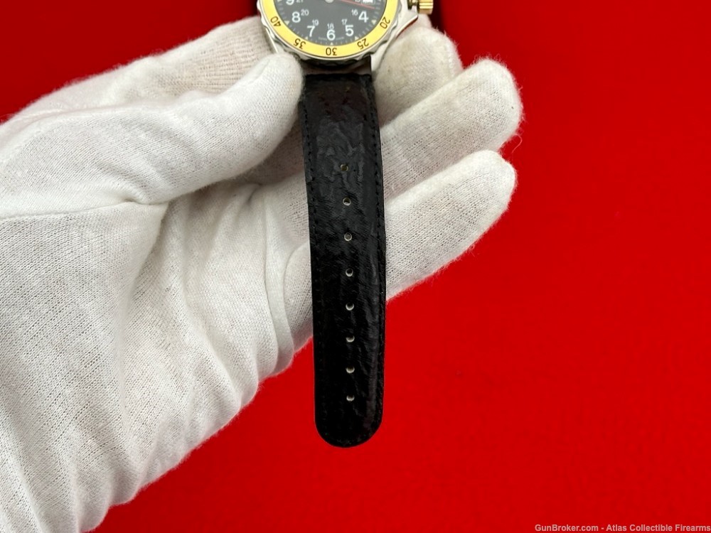Vintage Colt "Outback" Swiss Made Wrist Watch - Genuine Sharkskin Band-img-4
