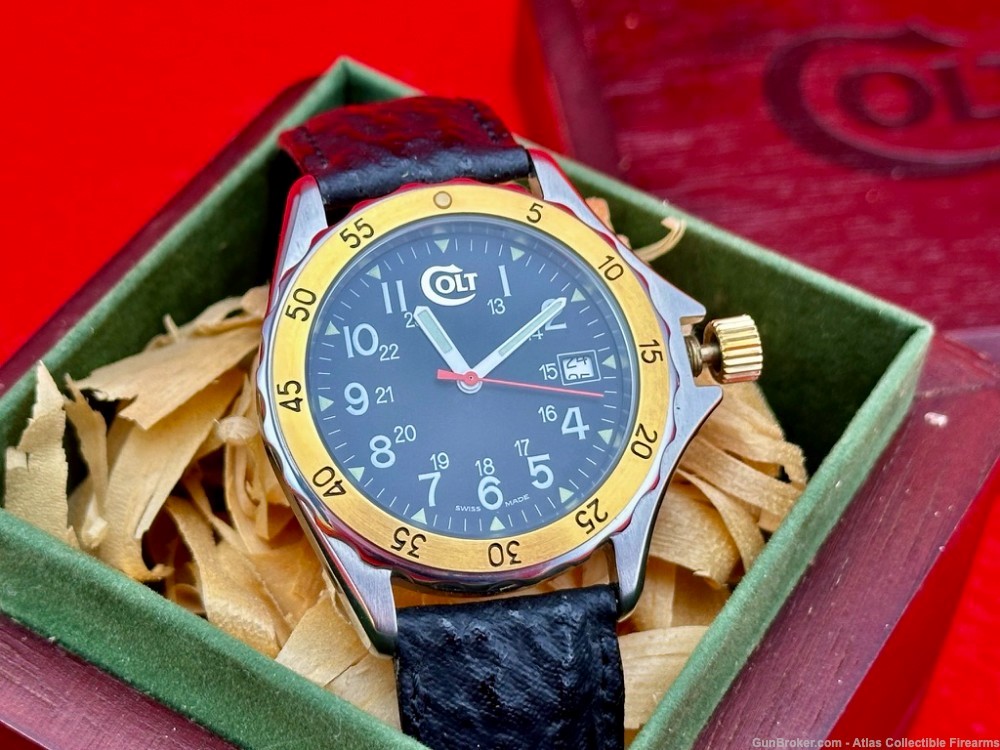 Vintage Colt "Outback" Swiss Made Wrist Watch - Genuine Sharkskin Band-img-2