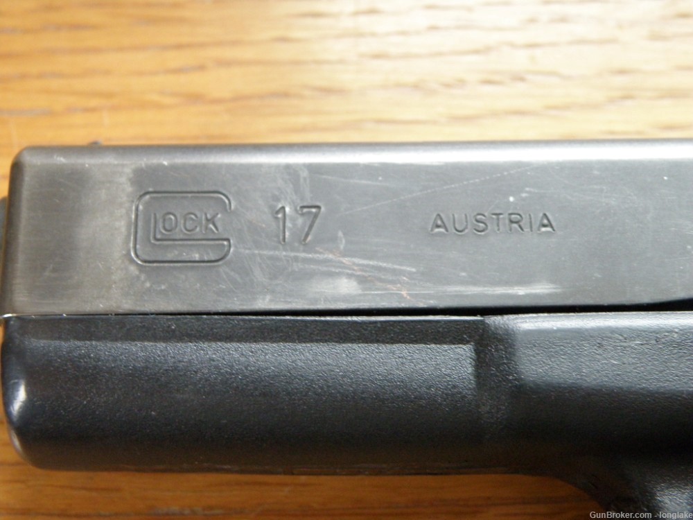 Glock 17 Gen 1 Made in Austria Jan 1988 all matching Ser # with Plastic Box-img-7