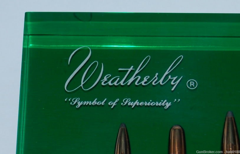 Weatherby Symbol of Superiority Green Lucite Ten Cartridge Display -img-1