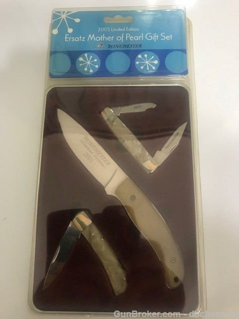 COLLEC TION  WINCHESTER  KNIFES  Total  19-img-12