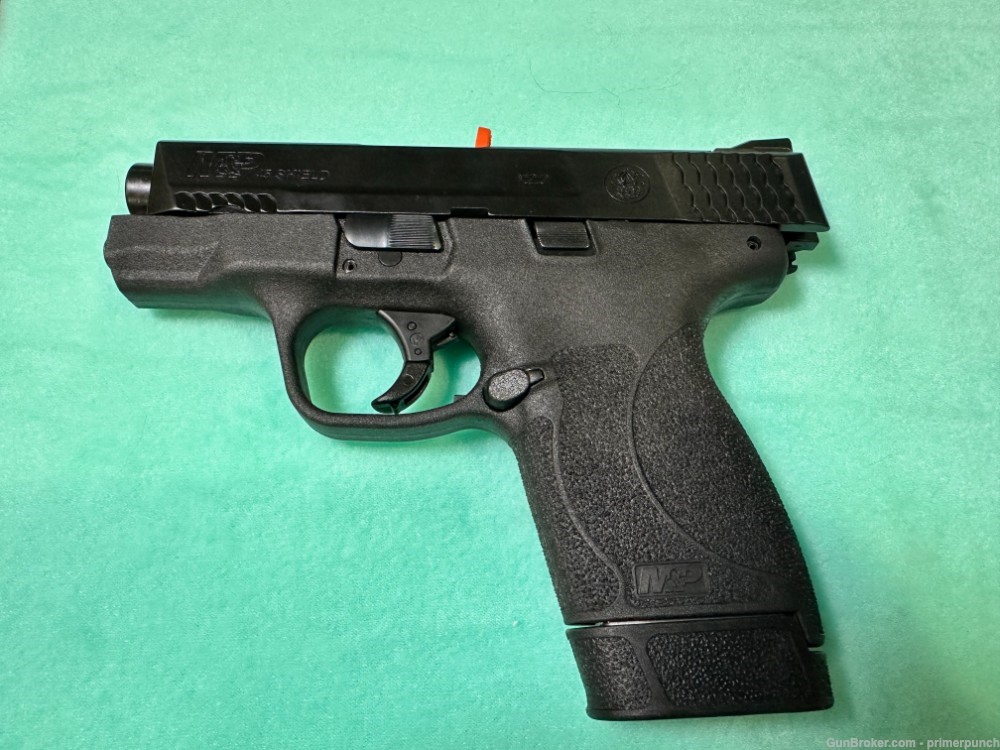 Smith & Wesson 11531 M&P Shield M2.0 45 ACP 6+1 No Thumb Safe-img-1