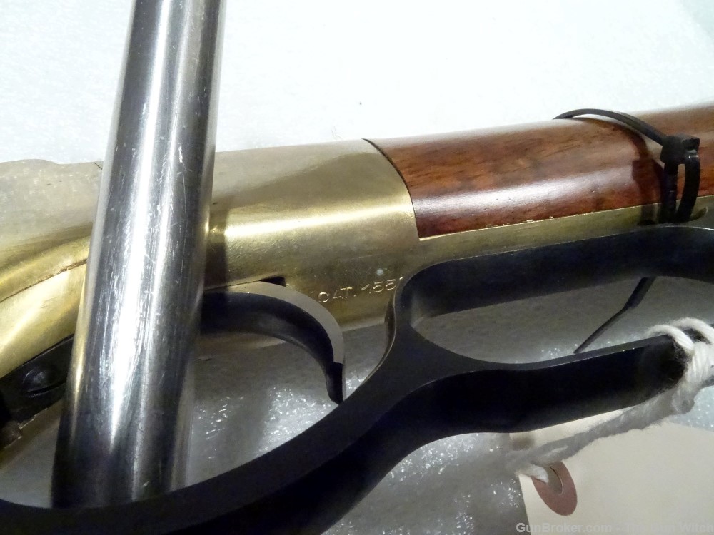 1860 Henry Lever Rifle Uberti Brass Replica 44 WCF 44-40-img-13
