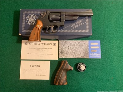 Smith & Wesson Model 28-2 The Highway Patrolman .357 mag   6" Mfg.1978 