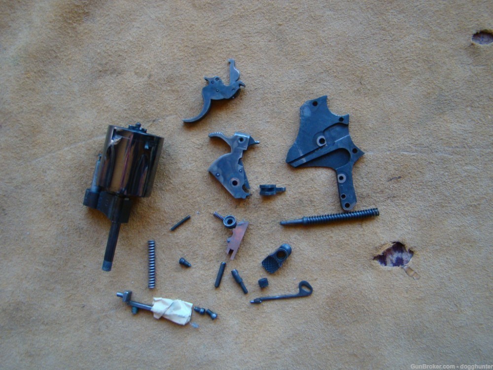smith wesson model 33 cylinder parts -img-2