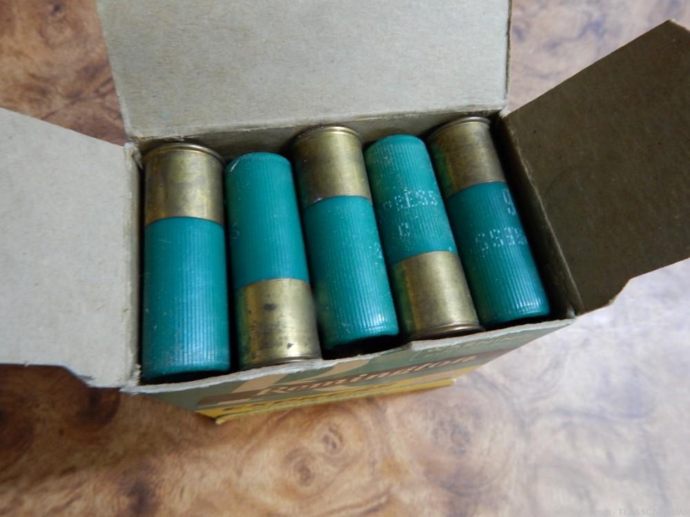 Vintage Remington Peters 12 gauge shotgun shells-img-6