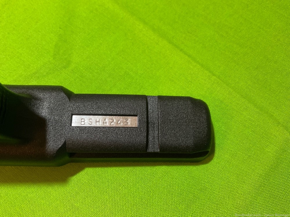 New Glock 17 Gen 3 Complete Frame with Holster-img-9