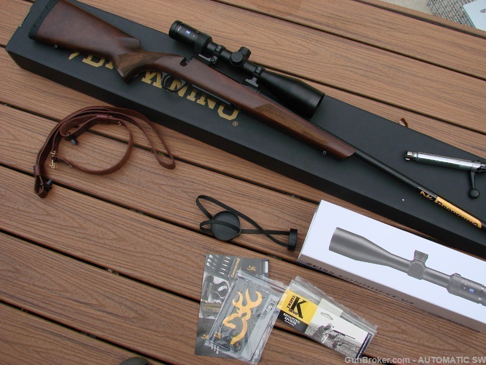 Browning A-Bolt III Model AB3 Grade II Hunter 26" 7mm Rem Mag / Zeiss Scope-img-157