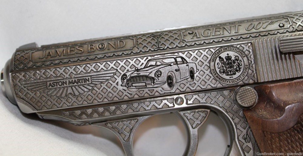 *FULLY ENGRAVED* Walther PPK/S unique custom engraving 007 Bond Edition-img-2