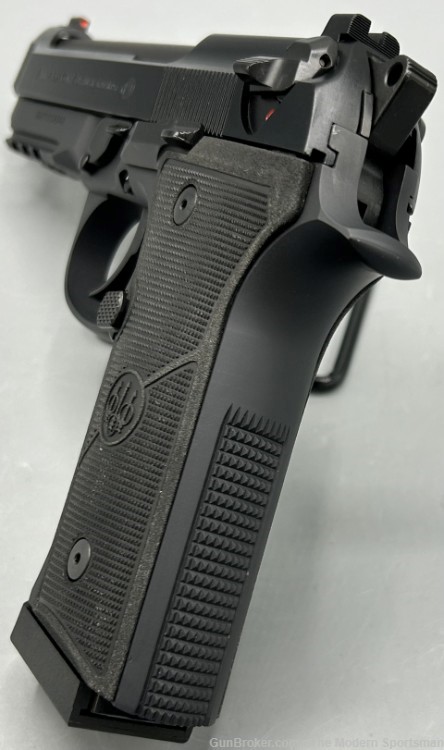 Beretta 92X GR 9mm Luger 4.7" DA/SA Black 17+1 Decocker Full Size 92 X 9x19-img-3