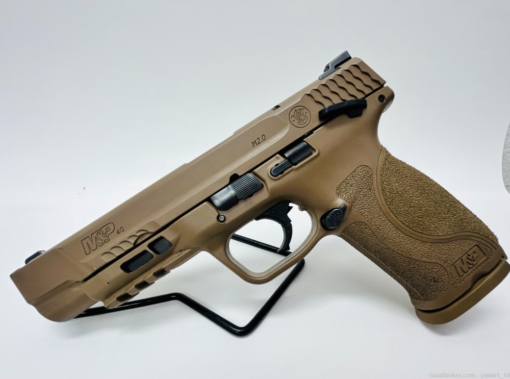 Smith & Wesson M&P 40 M2.0-img-0