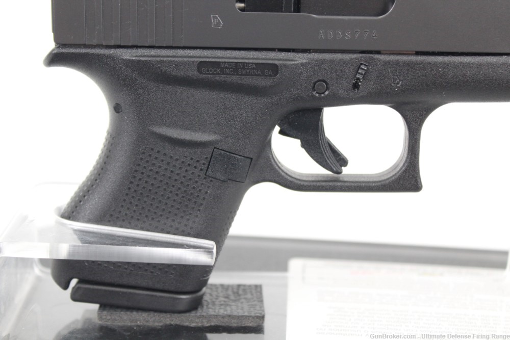 Excellent Glock Model 43 Pistol 9mm FXD Sights (2) Magazines UI4350201 -img-9