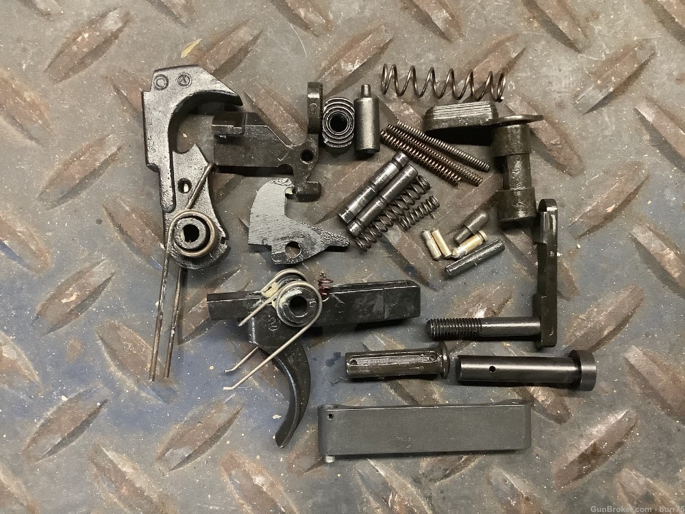 Colt SP1 LPK lower parts kit AR15 vintage-img-0
