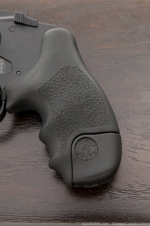 Smith & Wesson M&P Bodyguard 38 Revolver w/CT Laser .38 Spl. 1.9” 12056 PPT-img-3