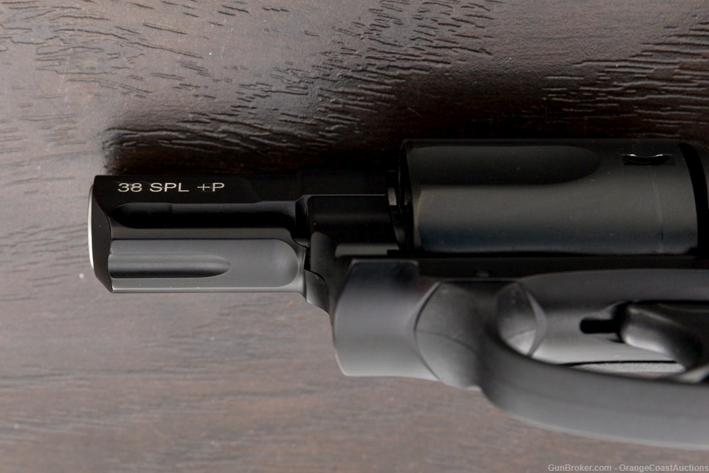 Smith & Wesson M&P Bodyguard 38 Revolver w/CT Laser .38 Spl. 1.9” 12056 PPT-img-10