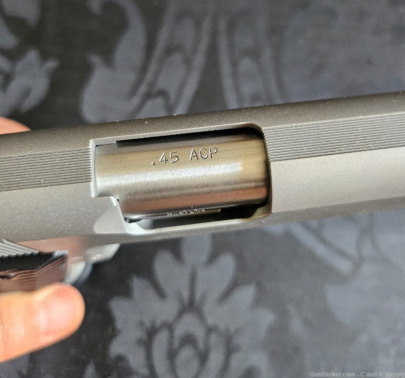 Dan Wesson Valor Stainless 45acp 5" 01824 SOLD BY CZ CUSTOM AS VALOR 2020-img-4