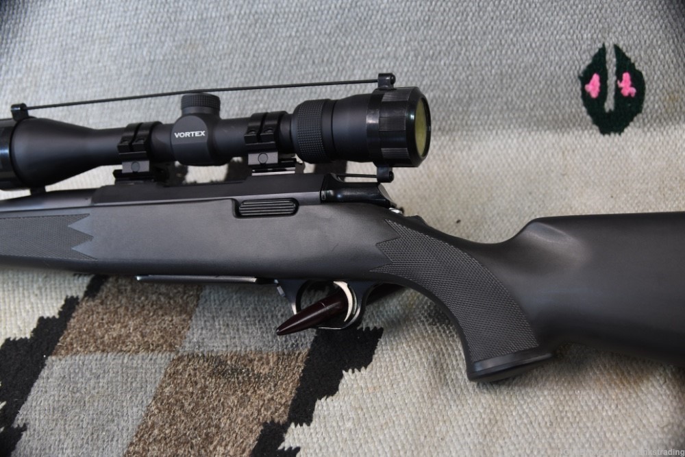 Browning A Bolt ii rifle stalker 325 WSM 23inchbbl as NEW w/scope-img-2