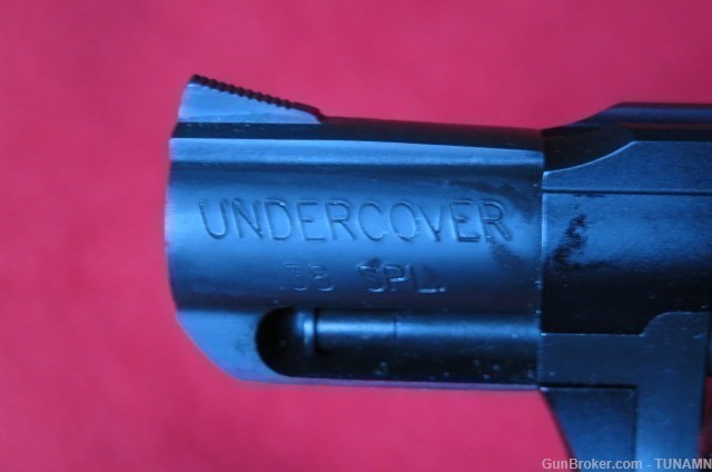 Charter Arms Undercover.38 SPL 2"Barrel 5 Round New In Box Blue Finish     -img-6