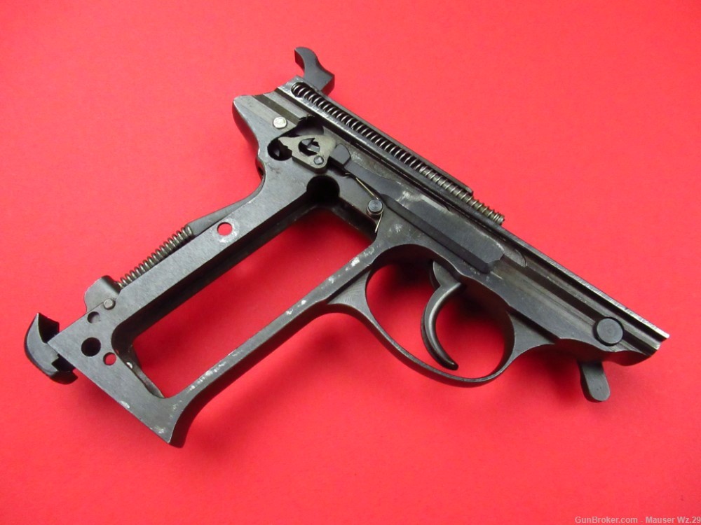 Very nice WWII 1944 BYF 44 Luger P38 Mauser German Army Pistol 9mm Luger-img-119