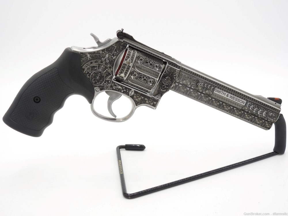 Rare Unique Aztec Custom Engraved S&W Smith & Wesson 686 Plus 6" 357 MAG-img-13