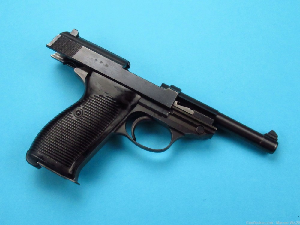 Excellent 1942 WWII Used German Walther P38 pistol AC42 German 9mm Luger-img-83