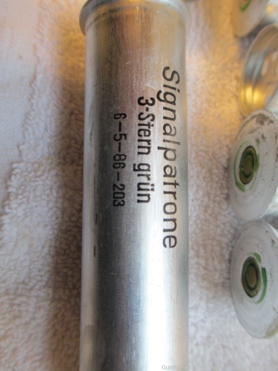 BOX OF 4" GREEN WEST GERMAN FLARES-img-3