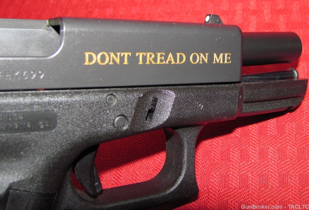 GLOCK 19 GEN3 "DON'T TREAD ON ME" ENGRAVED 2 MAGS-img-14