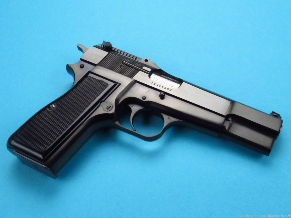 Rare 1973 Tangent slotted Browning Hi Power Belgian pistol 9mm Luger BHP-img-45