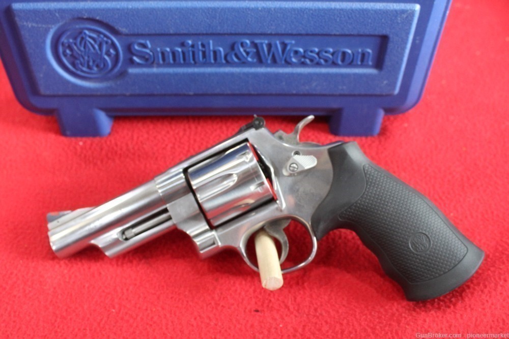 Smith&Wesson 44 magModel 629-6 St.Steel,4"Bbl.All Orig. & Minty-img-6