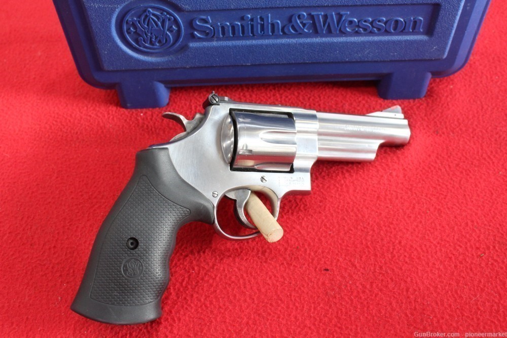 Smith&Wesson 44 magModel 629-6 St.Steel,4"Bbl.All Orig. & Minty-img-0