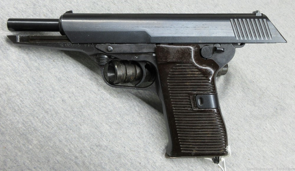 CZECH CZ52 pistol w Holster & Extra 8rd Magazine 7.62x25mm Matching Numbers-img-4