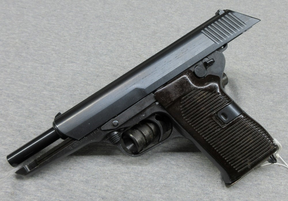 CZECH CZ52 pistol w Holster & Extra 8rd Magazine 7.62x25mm Matching Numbers-img-2