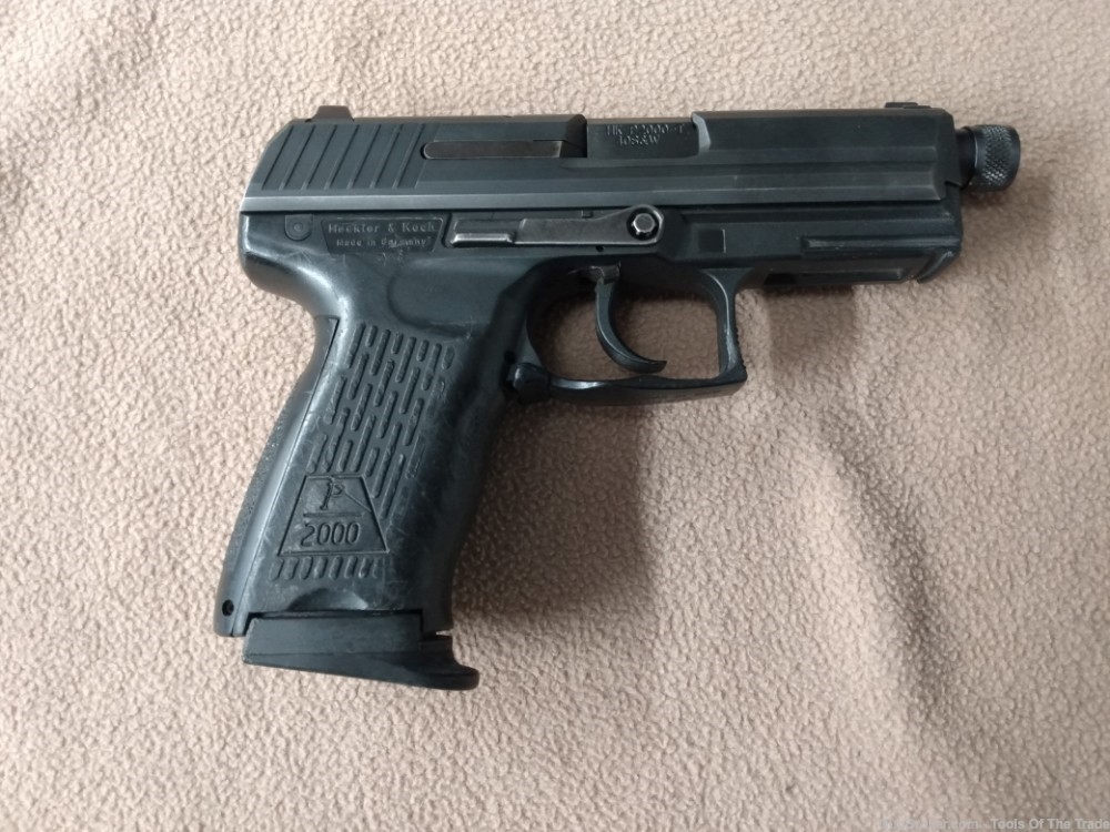 HK P2000 With Threaded Barrel & Extras-img-5