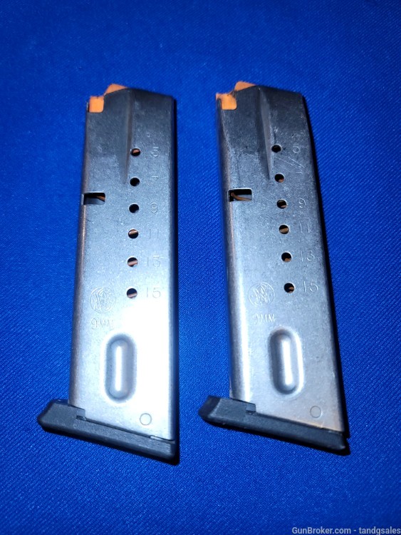 2 S&W 659, 5906, 910, or 915 9mm 15rd. S/S Orig. Factory Magazines-img-0