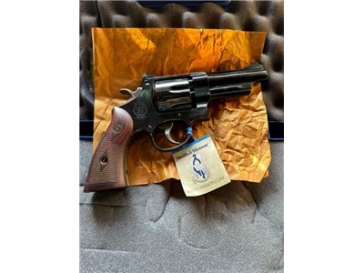Smith & Wesson Model 27 Classic 4"