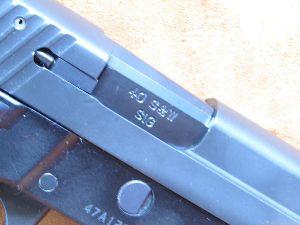 Sig Sauer P226 Nitron Full Size 40 S&W Semi Auto Pistol 4 Mags Like New-img-5