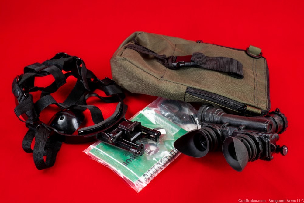 PVS 7 Night Vision Goggles With Head Mount Assembly, Bag, and more! -img-4