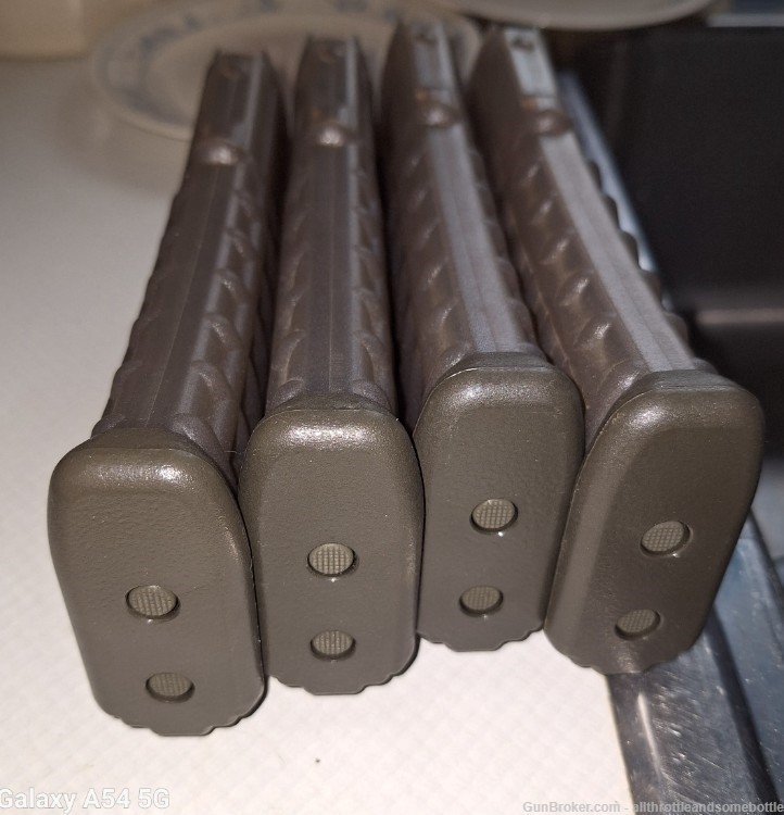 (4) factory OEM Steyr Arms AUG 5.56 Translucent 30 Round Magazines-img-3